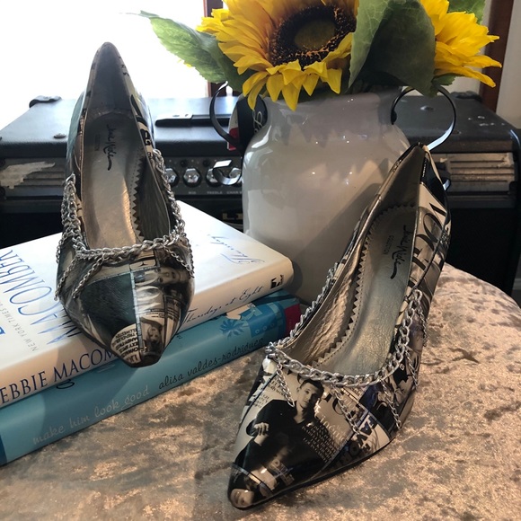 💼 Nicole Miller “Vogue Inspired” Heels - Picture 2 of 9